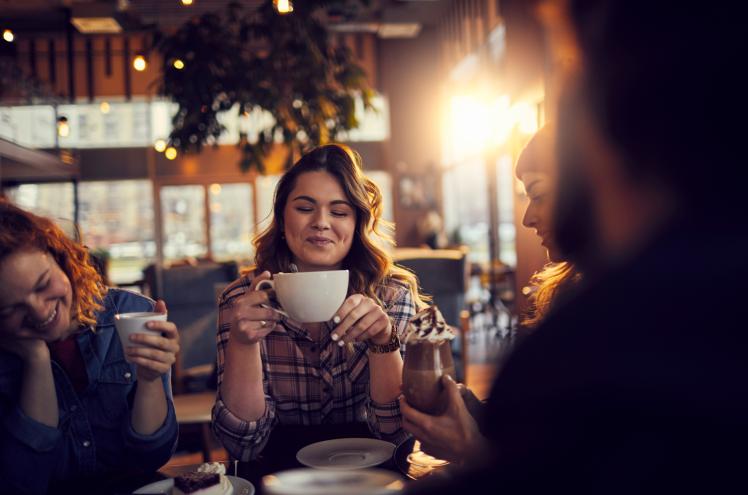 9h. Flânerie et petit-déjeuner place Gordaine