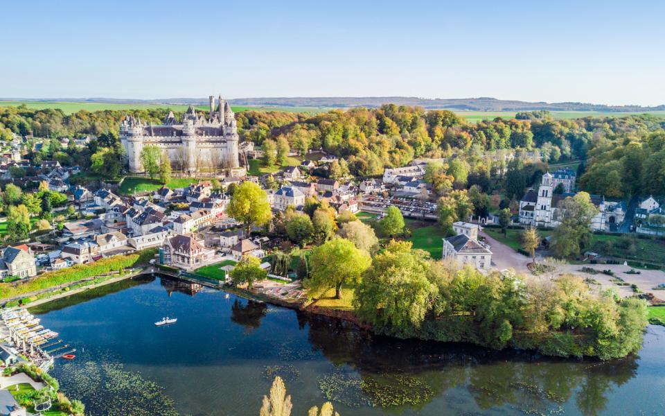 chateau oise romantique nord france