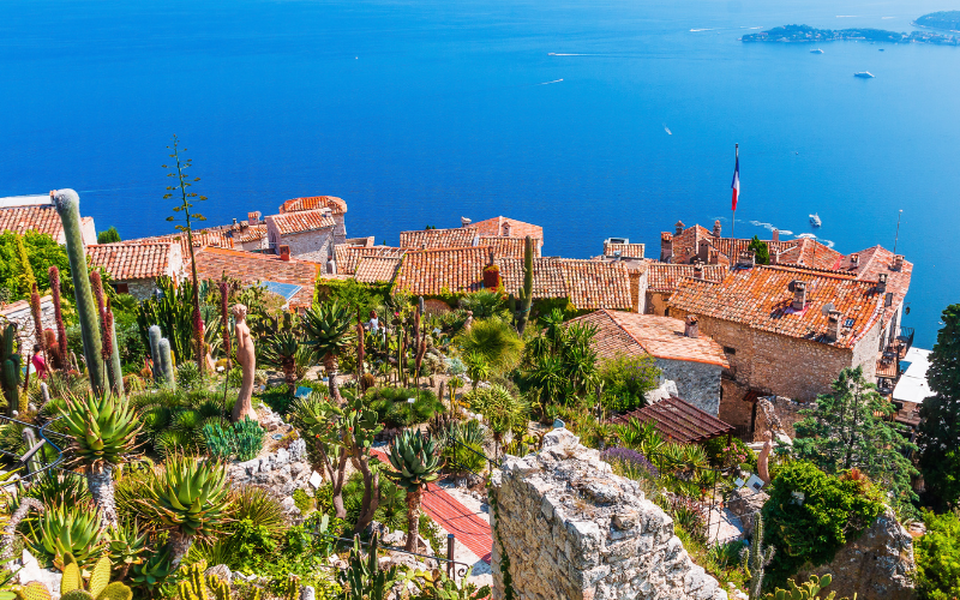 village autour de nice eze