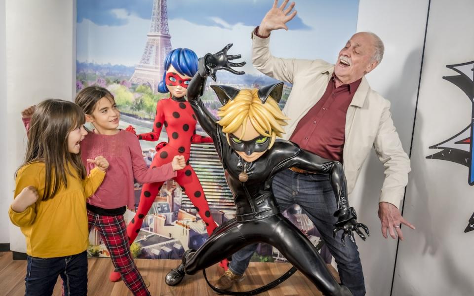 musee grevin statue miraculous @SylvainCambon