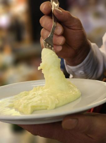 hotel restaurant en auvergne avec les chèques-vacances